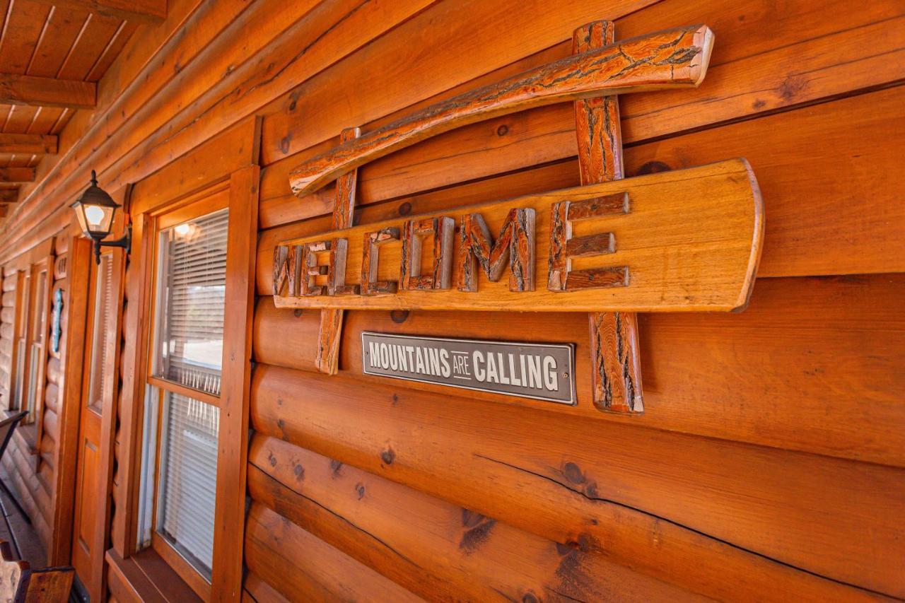 Villa Bear Claw - Bear Claw Retreat In Pigeon Forge! Esterno foto