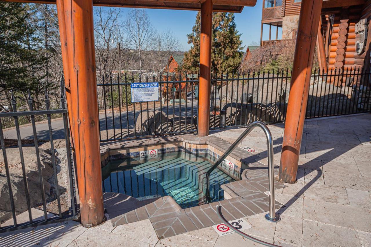 Villa Bear Claw - Bear Claw Retreat In Pigeon Forge! Esterno foto