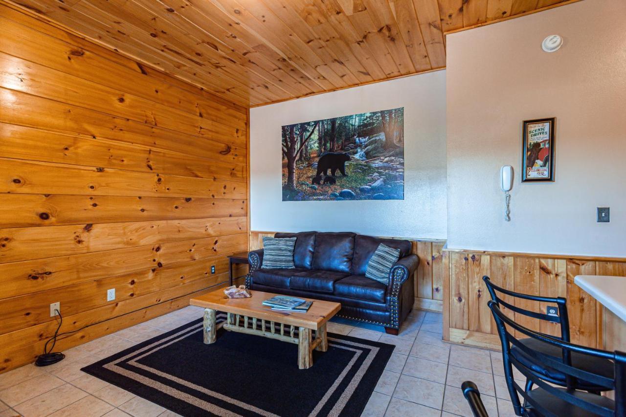 Villa Bear Claw - Bear Claw Retreat In Pigeon Forge! Esterno foto